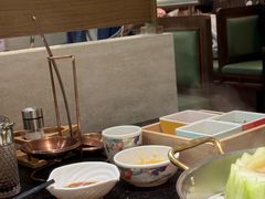 -得意咚瓜·顺德鱼生·冬瓜火锅(深圳首店)