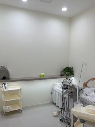 -苗方清颜专业祛痘·皮肤管理