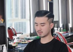 -贝勒爷专业男发