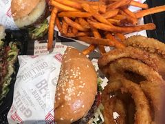 -The Habit Burger Grill 哈比特汉堡(爱琴海店)