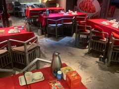 -龙巢盱眙龙虾·牛蛙·烧烤宵夜(八卦岭店)