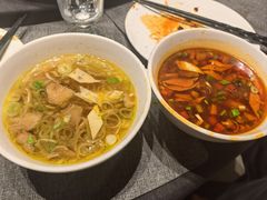 -艳阳天民俗村(公园路店)