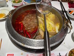 -左庭右院鲜牛肉火锅(七宝领展广场店)