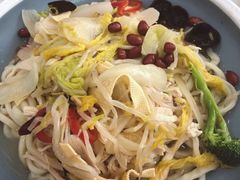 椒麻鸡配面-董小西的凉皮和椒麻鸡(三元桥店)