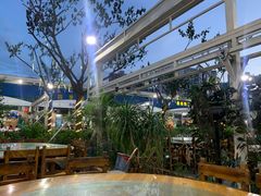 -四川小胡子海鲜(丁村万人海鲜广场店)