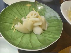 -湖畔鲁菜·二十年老字号餐厅(大明湖店)