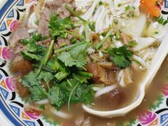 -鑫花溪牛肉米粉(人民广场店)