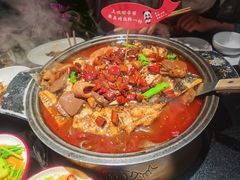 -辣尚瘾·烤鱼·新川菜(牡丹园直营店)