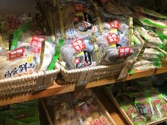 零售区-锅圈食汇火锅烧烤食材超市(广益店)