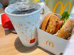 -麦当劳(浦江镇绿地乐和城店)