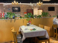 大堂-山玲湾新疆菜(立清路店)