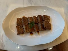 蜜汁煎荔浦香芋-扬州香格里拉·香宫中餐厅