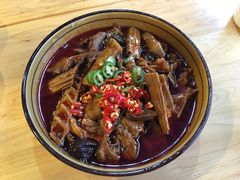 -曾牛肉