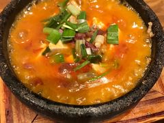 -云海肴·汽锅鸡·云南菜(天山百盛优客店)