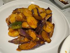 -关东小磨东北菜(漕河泾印象城店)