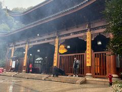 -灵岩山风景区
