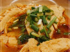 -双燕楼·手工馄饨·汤面小吃(世纪汇店)