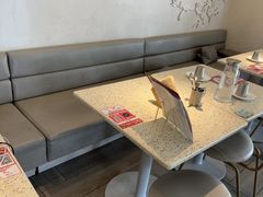 -必胜客(东兴商厦店)