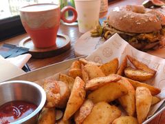 -Catch Bagel(芳草地店)