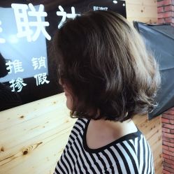 -镁连社·美联社