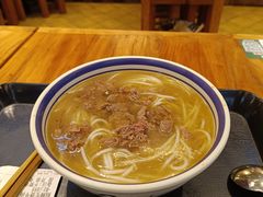 招牌生烫牛肉米线-云阿蛮云南生烫牛肉米线(奉贤路店)