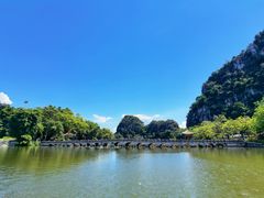 -星湖旅游景区七星岩