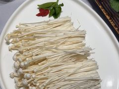 -红鼎豆捞·非遗鲍皇汤火锅(宝丰路店)