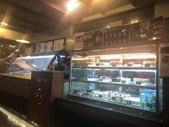 -莓园冰淇淋店