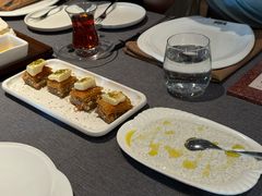 -Efes Turkish & Mediterranean Cuisine 艾菲斯餐厅(陆家嘴店)
