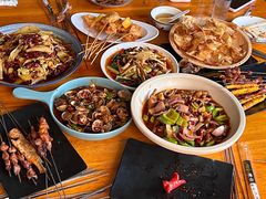 -六福烧烤酒馆(秦隆步行街店)