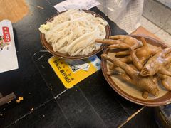 -黄潇洒老火锅(九眼桥宏济巷店)
