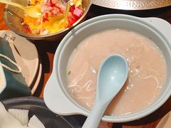 -东巴婆婆云南鱼豆花火锅(大东门店)