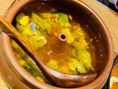 建水汽锅鸡小份-麦麦山云南菜(复地活力城店)