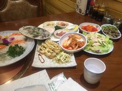 -青瓦餐厅·生鱼片·韩园烤肉(西塔店)