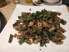 -陈大锅·岳阳鱼馆·地道岳阳菜(美食街店)