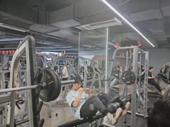 -超鹿运动(五四路恒力城店)