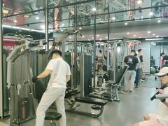 -乐刻运动健身精品馆(览秀城店)