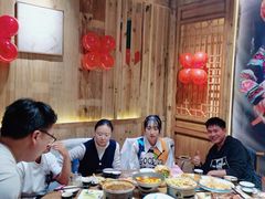 -老滇山寨•云南特色菜•地方菜•民族风情歌舞表演(金碧店)