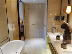 -上海衡山路十二号华邑酒店