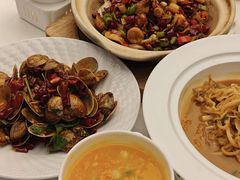 -品海楼·大连海胆锅贴馆(东港店)