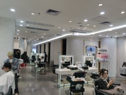 -Kraemer Paris  苏豪路易士·嘉玛发廊