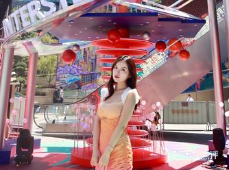 重庆潮流购物中心！又一个国潮拍摄新去处沒想到解放碑新开的这