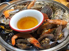 精品什锦海鲜锅-永红源啤酒·烧烤·海鲜·大排档(青特城店)