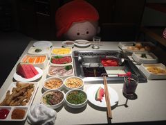 -海底捞火锅鲜切牛肉主题店(长寿路店)