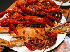 麻辣小龙虾-四海一家自助餐(益田假日广场店)