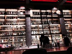 -饮湖威士忌鸡尾酒吧