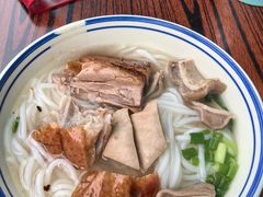 -香辉食馆(新兴路店)