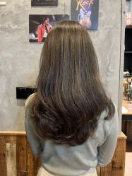 -PE SALON