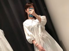 -URBAN REVIVO(上海中庚漫游城店)