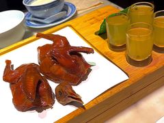 红烧乳鸽-汤城小厨(西直门凯德MALL店)